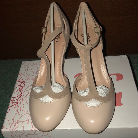 Journey + Crew T-strap Mary Jane Pumps - Picture 2 of 6